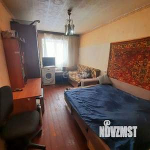 3-к квартира, вторичка, 64м2, 1/10 этаж
