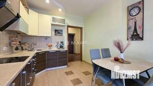 2-к квартира, вторичка, 66м2, 11/14 этаж