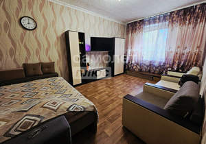 3-к квартира, вторичка, 76м2, 1/4 этаж
