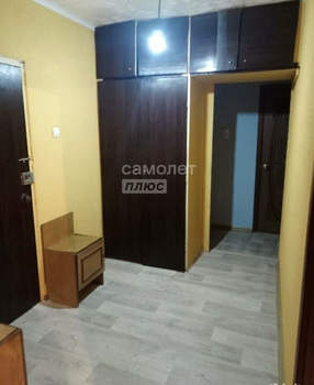 2-к квартира, вторичка, 50м2, 1/9 этаж