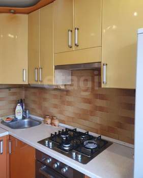 2-к квартира, вторичка, 50м2, 3/10 этаж