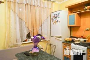 2-к квартира, вторичка, 52м2, 8/10 этаж