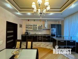 3-к квартира, вторичка, 150м2, 2/7 этаж