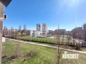 2-к квартира, вторичка, 52м2, 1/10 этаж