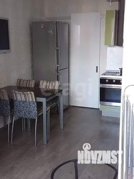 2-к квартира, вторичка, 57м2, 9/15 этаж