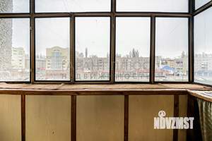 3-к квартира, вторичка, 64м2, 4/10 этаж