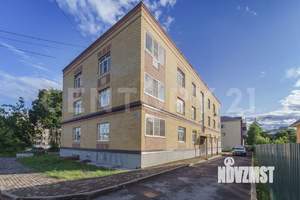 2-к квартира, вторичка, 66м2, 1/3 этаж