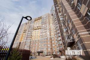 2-к квартира, вторичка, 68м2, 1/16 этаж