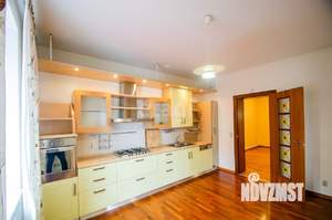 4-к квартира, вторичка, 143м2, 4/6 этаж