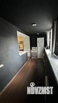 2-к квартира, вторичка, 32м2, 1/4 этаж