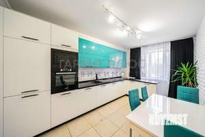 3-к квартира, вторичка, 60м2, 2/18 этаж