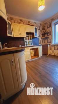 3-к квартира, вторичка, 64м2, 1/10 этаж