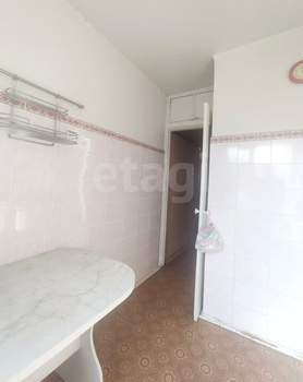 3-к квартира, вторичка, 61м2, 3/5 этаж