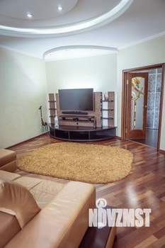 4-к квартира, вторичка, 130м2, 2/8 этаж