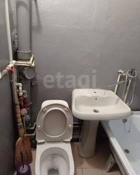 1-к квартира, вторичка, 12м2, 5/5 этаж