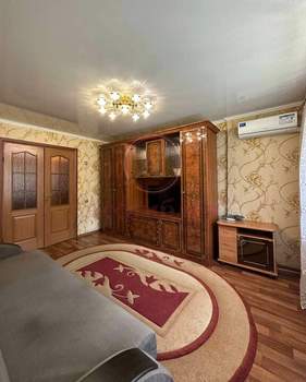 2-к квартира, вторичка, 50м2, 1/9 этаж