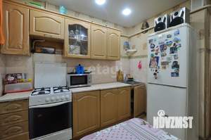 2-к квартира, вторичка, 50м2, 1/9 этаж
