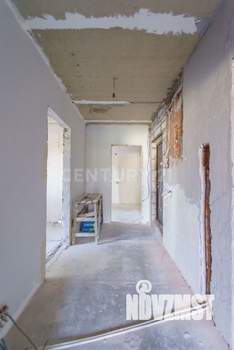 2-к квартира, вторичка, 63м2, 1/3 этаж