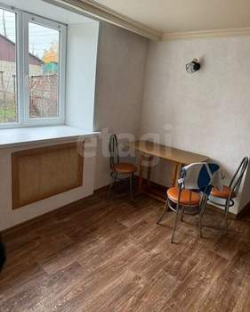 2-к квартира, вторичка, 50м2, 1/1 этаж