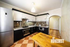 3-к квартира, вторичка, 100м2, 3/5 этаж