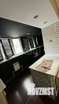 2-к квартира, вторичка, 32м2, 1/4 этаж