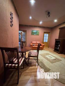 2-к квартира, вторичка, 101м2, 3/5 этаж