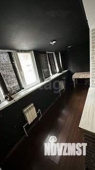 2-к квартира, вторичка, 32м2, 1/4 этаж