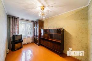 3-к квартира, вторичка, 61м2, 1/5 этаж
