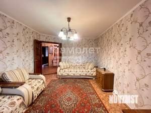 3-к квартира, вторичка, 61м2, 1/5 этаж