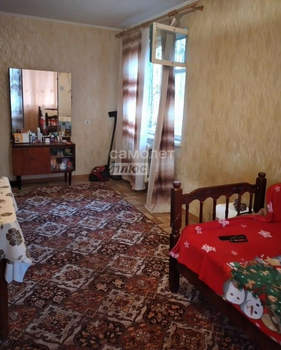 2-к квартира, вторичка, 43м2, 1/5 этаж