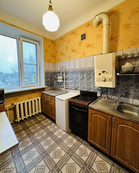 2-к квартира, вторичка, 53м2, 3/3 этаж