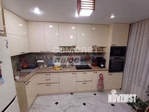 2-к квартира, вторичка, 68м2, 7/19 этаж