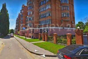 3-к квартира, вторичка, 139м2, 2/8 этаж