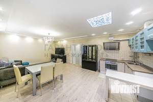 3-к квартира, вторичка, 110м2, 6/14 этаж