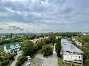 3-к квартира, вторичка, 68м2, 10/10 этаж