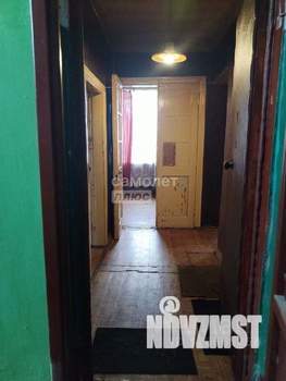 3-к квартира, вторичка, 63м2, 1/3 этаж