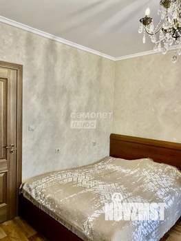 2-к квартира, вторичка, 60м2, 8/18 этаж