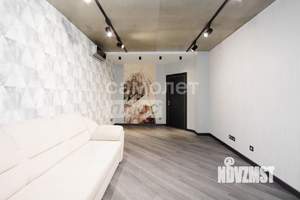 2-к квартира, вторичка, 68м2, 1/16 этаж