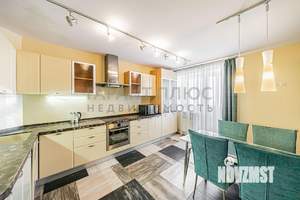 4-к квартира, вторичка, 146м2, 10/16 этаж