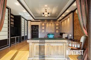 3-к квартира, вторичка, 150м2, 2/10 этаж