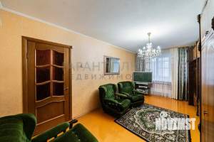 3-к квартира, вторичка, 61м2, 1/5 этаж