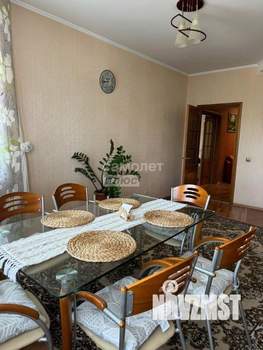 2-к квартира, вторичка, 101м2, 3/5 этаж