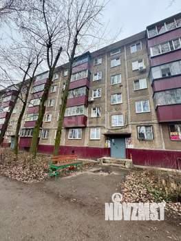 2-к квартира, вторичка, 43м2, 1/5 этаж