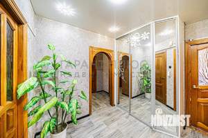 4-к квартира, вторичка, 81м2, 1/9 этаж