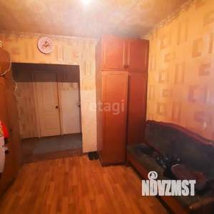 3-к квартира, вторичка, 64м2, 1/10 этаж