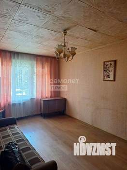 2-к квартира, вторичка, 45м2, 1/5 этаж