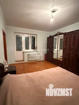4-к квартира, вторичка, 133м2, 4/10 этаж