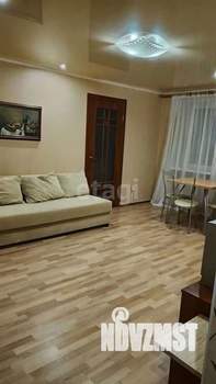 2-к квартира, вторичка, 42м2, 2/5 этаж