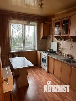 3-к квартира, вторичка, 64м2, 9/10 этаж