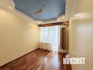 4-к квартира, вторичка, 130м2, 2/8 этаж